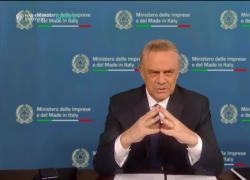 Fratelli di Crozza, Adolfo Urso pronto a riportare Stellantis centrale in Italia