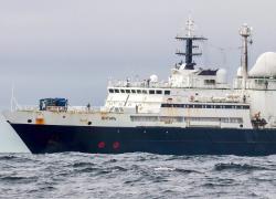 Nave spia russa in acque inglesi, John Healey: “Ha puntato laser sui piloti RAF”, Cremlino: “La Yantar é da ricerca” - VIDEO