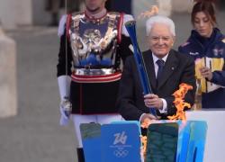 Milano-Cortina 2026, Mattarella accende braciere con Fiamma Olimpica, inizio giochi 6 febbraio, presidente: "Rinnovo tregua sportiva" - VIDEO