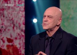 Fratelli di Crozza, Santanchè: "Eccomi, labbra finte, borse finte, bilanci finti"