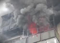Guerra in Ucraina, raid "russo" a Sumy, colpiti quartiere residenziale e un "ospedale pediatrico", 74 feriti di cui 14 bambini - VIDEO