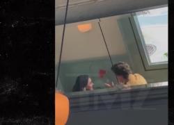 Katy Perry e Justin Trudeau beccati a cena insieme al ristorante Le Violon di Montreal, poi una passeggiata nel parco - VIDEO 
