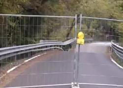 Pisa, crollo ponte a Monteverdi Marittimo: nessun ferito. Il sindaco: "Poteva essere una tragedia" - VIDEO