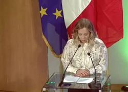 Meloni a Bagnoli, patto con Manfredi: "Stanziati 1.2 miliardi di € per la riqualificazione dell'area" - VIDEO
