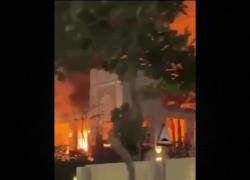 Emirati Arabi Uniti, missili iraniani colpiscono sede della Cia a Dubai, Teheran: "Via i sionisti e i loro alleati" - VIDEO