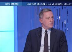 Massimo Giannini bacchetta Elly Schlein: "Non dice una parola chiara" e lei balbetta - VIDEO