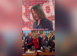 Iran, tra Trump e Khamenei il vero regime teocratico e assolutista &egrave; quello Usa, col supporto dell'invasata White Kane - VIDEO