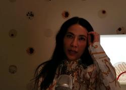 Metaspore a Pirelli HangarBicocca, l'artista Anicka Yi: "Sempre più artisti dovrebbero trovare la loro voce nelle scienze"