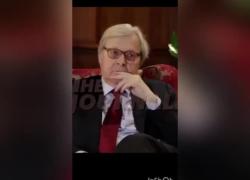 Sgarbi: "Come sto? Fatevi i caz*i vostri, ho un tumore alla prostata e problemi al cuore, è una forma di invasione verso di me" - VIDEO