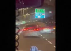 Gerusalemme Est, colono israeliano blocca passaggio di un'ambulanza della Mezzaluna Rossa con a bordo palestinesi feriti - VIDEO