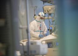Morti covid, si potevano salvare 3,4 milioni di persone: tutti gli errori dell'Oms