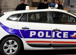 Francia, donna ebrea accoltellata in casa a Lione, incisa una svastica sulla porta, Ue: "Episodi antisemiti in aumento, ricordano periodo più buio della nostra storia"