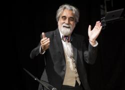 Addio a Giuseppe "Peppe" Vessicchio, morto a 69 anni il direttore d'orchestra per una "polmonite interstiziale precipitata rapidamente"