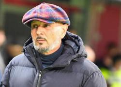 Addio a Sinisa Mihajlovic, morto a 53 anni l'ex calciatore e allenatore. La famiglia: "Per sempre con noi"