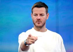 Alessandro Cattelan, anticipazioni Da vicino nessuno è normale, gli ospiti della terza puntata