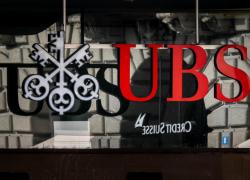 Credit Suisse, dopo il salvataggio, UBS progetta scorporo delle attività svizzere e la loro quotazione alla borsa di Zurigo