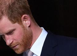 Harry e Meghan, divorzio in vista? Dal Regno Unito: "Lei vuole lo spettacolo, lui la privacy"
