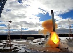 Avangard, cos'è il missile ipersonico di Putin riposizionato a Orenburg: può colpire un bersaglio nel mondo in meno di 30 minuti