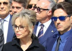Forza Italia, Pier Silvio e Marina Berlusconi mettono la parola fine alla loro discesa in campo. Retroscena 
