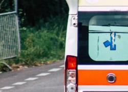 Cefalù, turista tedesco di 36 anni morto per intossicazione da monossido di carbonio, altri 3 gravi, ipotesi uso improprio camino