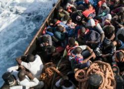 Ddl immigrazione, ok CdM: interdizione acqua italiane fino a 6 mesi, blocco navale, migranti verso Paesi terzi e confisca imbarcazioni