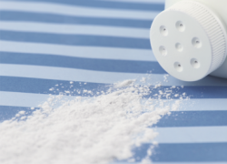 Borotalco bambini e tumori, dopo 50 anni The Lancet ritira lo studio che diceva: &egrave; sicuro. L&rsquo;autore era legato alle aziende. Quando toccher&agrave; ai vaccini antiCovid?