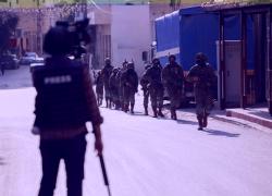 Cisgiordania, giornalisti bloccati ed espulsi da Israele per "evitare che testimonino raid", Onu: "Reporter perquisiti, arrestati e picchiati"