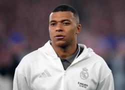 Psg condannato a pagare 61 milioni a Mbapp&eacute;