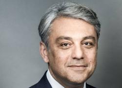 Kering-L'Oréal, nuovo accordo da 4 miliardi di euro che prevede acquisizione della Maison Creed, licenze pluridecennali e joint venture per il wellness