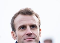 Francia, Macron avvia il secondo mandato: "Impegno per un pianeta più vivibile e un Paese più forte"