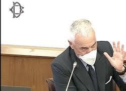 AstraZeneca e seconda dose, parla Palù: "il mix di vaccini stimola meglio il sistema immunitario"