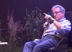 Antonio Di Bella, dal giornalismo all’intrattenimento. “Che c’azzecca?”, direbbe qualcuno