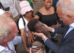 Nigeriano ucciso a Civitanova Marche, la moglie: "Perchè nessuno ha fatto niente?"