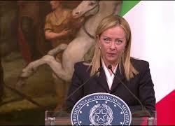 Iran, "Alessia Piperno sta tornando a casa". L'annuncio del premier Meloni in conferenza stampa con Stoltenberg