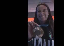 Olimpiadi Parigi, le 40 medaglie dell’Italia: dagli ori di Ceccon e dell’Italvolley all’argento del ciclismo su pista - VIDEO