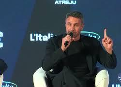 Raoul Bova ad Atreju: Per aver detto "occhi spaccanti" ho subito un'uccisione pubblica