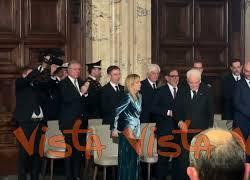 "Buon 2026", poi applauso e strette di mano per Mattarella allo scambio degli auguri al Quirinale