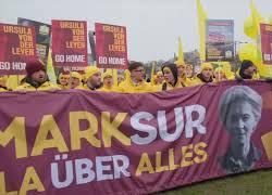 Protesta Coldiretti a Strasburgo contro il Mercosur, centinaia di agricoltori sfilano in strada