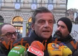 Calenda: "Salvini non ha idee, segue solo la convenienza"