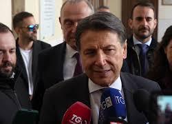 Crisi Golfo, Conte: Il Governo non deve lasciarsi trascinare in azioni militari in Iran