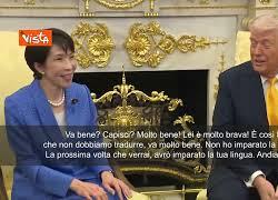 Trump scherza con Takaichi: Sei molto brava con l'inglese. Imparer&ograve; il giapponese