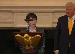 La premier giapponese Takaichi fa gli auguri a Barron, il figlio di Trump, per il suo compleanno