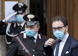 Dl Carceri, Morrone della Lega: 'Bonafede scappa da responsabilità'