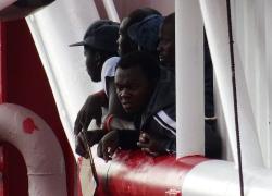 Lampedusa, 288 migranti e 6 sbarchi nella notte. A Sfax la Guardia Costiera tunisina rastrella diversi trafficanti