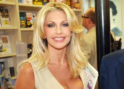 Paola Ferrari: "Lascio la Rai, mi dicono che sono vecchia". Poi la bomba velenosa su Diletta Leotta