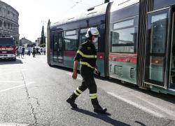 Sequestrò uno scuolabus per fare una strage: pena ridotta da 24 a 19 anni