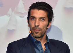 Buffon clamoroso ritorno, il campione vicino al Parma: "No decisione avventata"