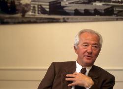 Leonardo Del Vecchio patrimonio, casa e yacht del primo uomo più ricco d'Italia