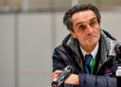 Caso Camici Lombardia,  'Fontana coinvolto'. Sul telefono della moglie: 'Ordine arrivato...'