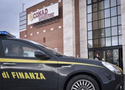 Caso Camici Regione Lombardia: acquisiti i contenuti dei telefoni degli indagati